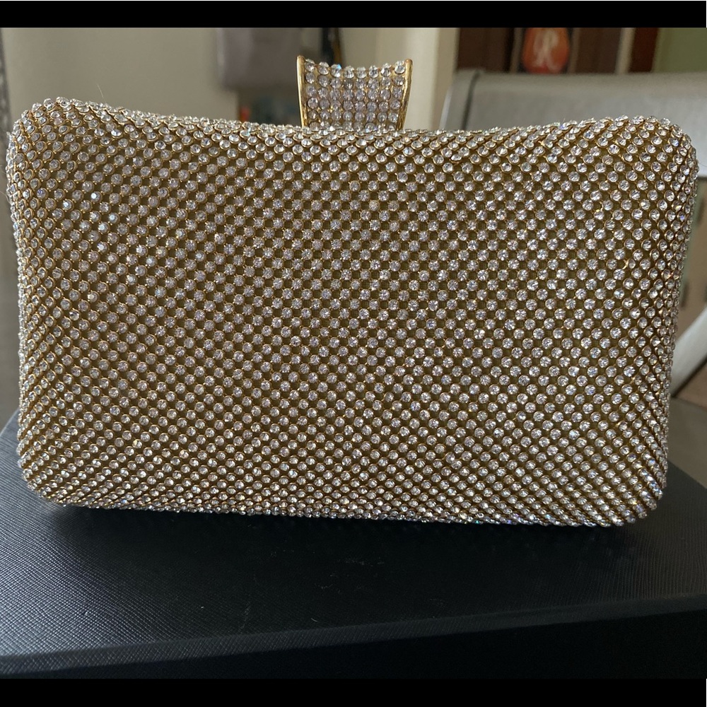 Lady contour NY Gold Purse New!